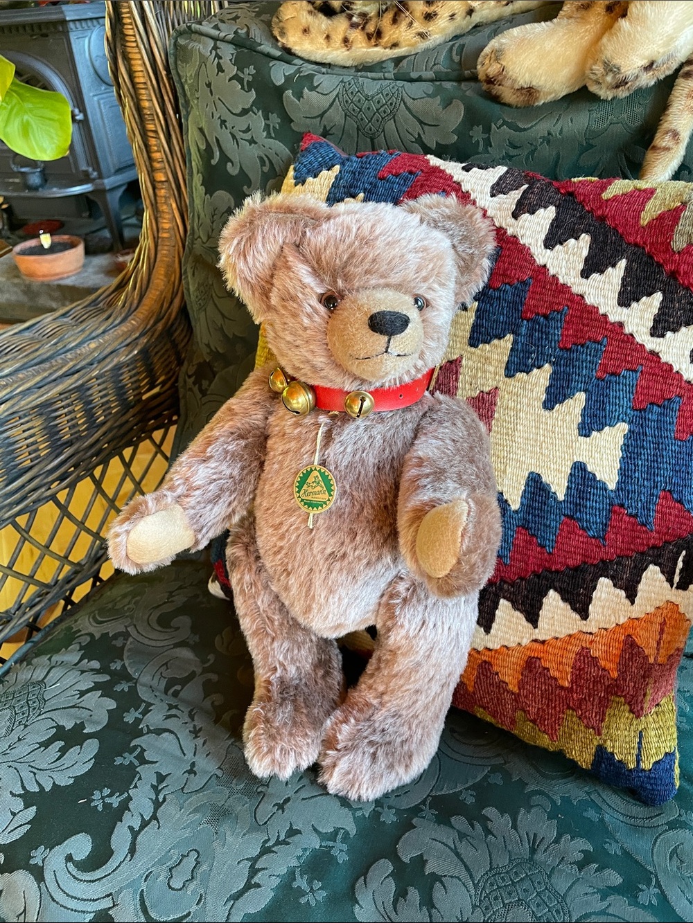 Hermann German Mohair Teddy Bear with Jingle Collar 2013 - Picture 3 of 5